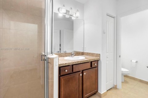 Adosado en venta en Davie, Florida, 3 dormitorios, 160.16 m2 № 2024018 - foto 30