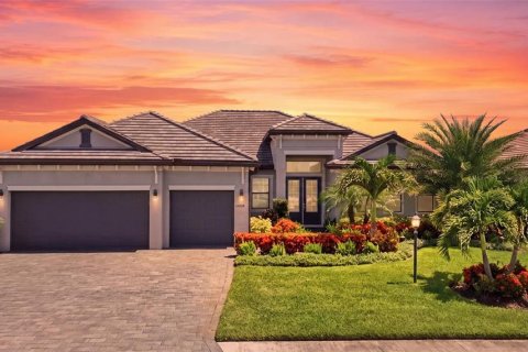 Casa en LORRAINE LAKES en Bradenton, Florida 3 dormitorios, 245.91 m2 № 2209974