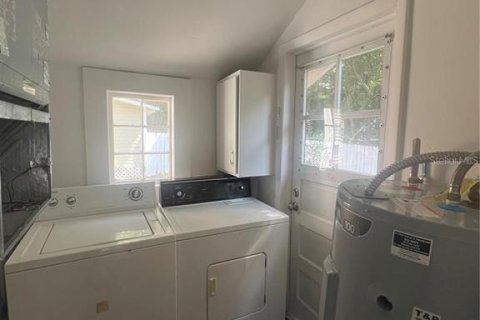 Casa en alquiler en DeLand, Florida, 2 dormitorios, 62.43 m2 № 1838848 - foto 9