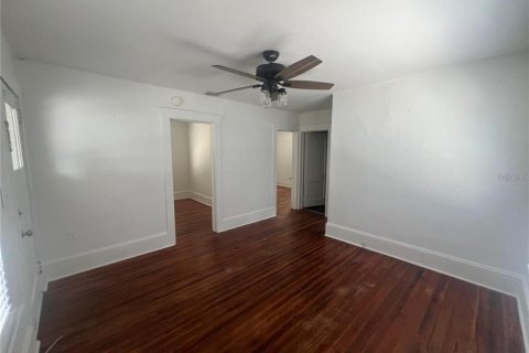 Casa en alquiler en DeLand, Florida, 2 dormitorios, 62.43 m2 № 1838848 - foto 5