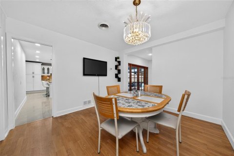 Casa en venta en Orlando, Florida, 3 dormitorios, 166.48 m2 № 2408743 - foto 10