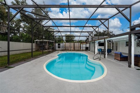 Casa en venta en Orlando, Florida, 3 dormitorios, 166.48 m2 № 2408743 - foto 28
