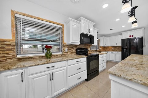 Casa en venta en Orlando, Florida, 3 dormitorios, 166.48 m2 № 2408743 - foto 8