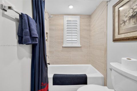 Купить кондоминиум в Теквеста, Флорида 2 спальни, 152.27м2, № 1970155 - фото 25