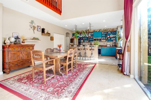 House in Homestead, Florida 4 bedrooms, 258.83 sq.m. № 2009080 - photo 6