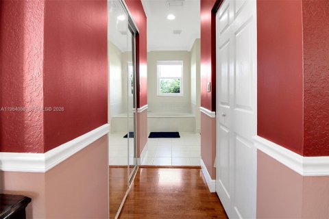 House in Homestead, Florida 4 bedrooms, 258.83 sq.m. № 2009080 - photo 16