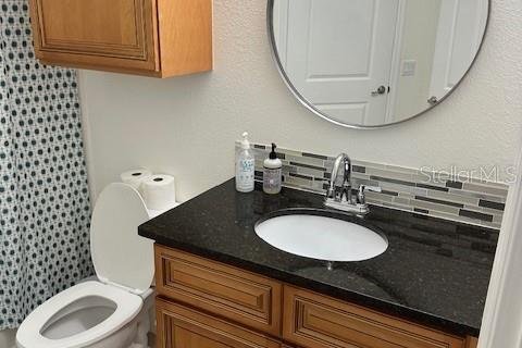 Condo in Orlando, Florida, 2 bedrooms  № 2208477 - photo 12