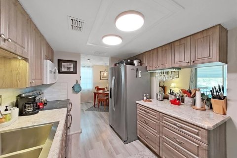 Condo in Oldsmar, Florida, 2 bedrooms  № 2379578 - photo 16