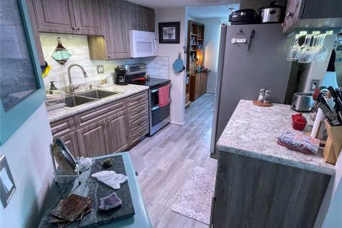 Condo in Oldsmar, Florida, 2 bedrooms  № 2379578 - photo 21