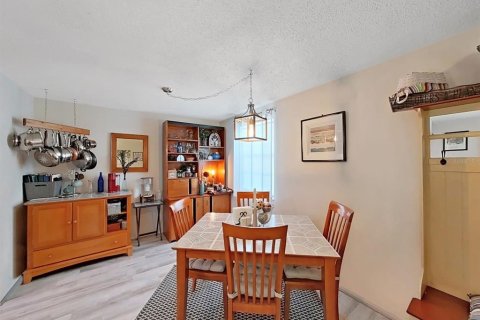 Condo in Oldsmar, Florida, 2 bedrooms  № 2379578 - photo 8