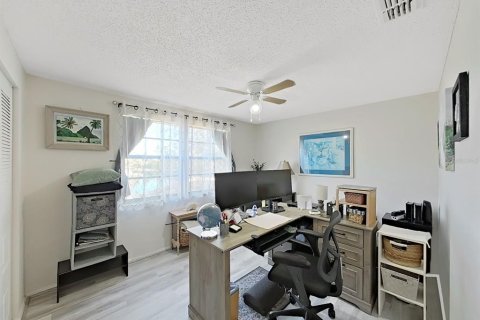 Condo in Oldsmar, Florida, 2 bedrooms  № 2379578 - photo 24