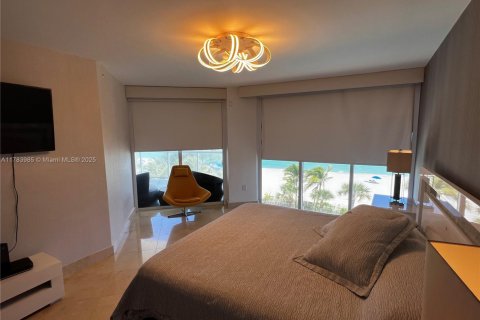 Condo in Sunny Isles Beach, Florida, 3 bedrooms  № 1741444 - photo 18