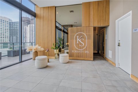 Купить коммерческую недвижимость в Майами, Флорида № 2051082 - фото 4