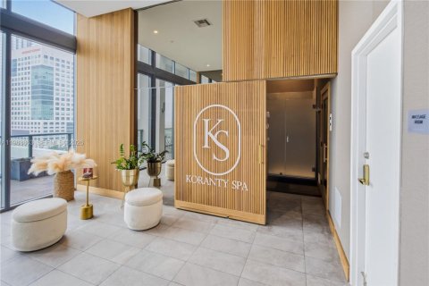 Купить коммерческую недвижимость в Майами, Флорида № 2051082 - фото 3