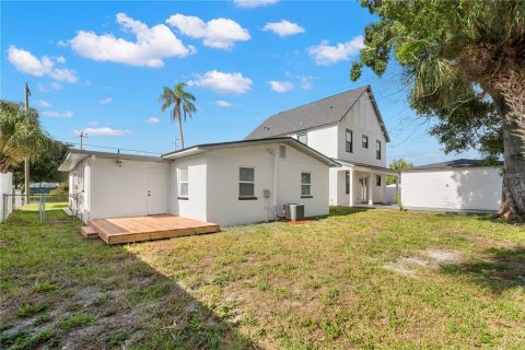 Villa ou maison à vendre à Tampa, Floride: 2 chambres, 103.68 m2 № 2324925 - photo 26