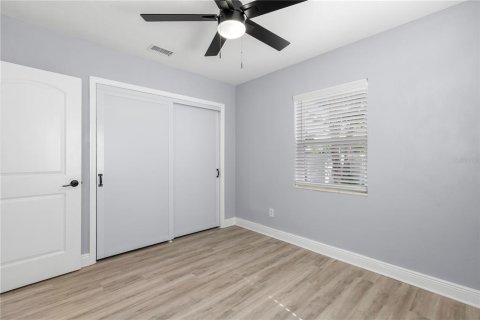 Villa ou maison à vendre à Tampa, Floride: 2 chambres, 103.68 m2 № 2324925 - photo 17