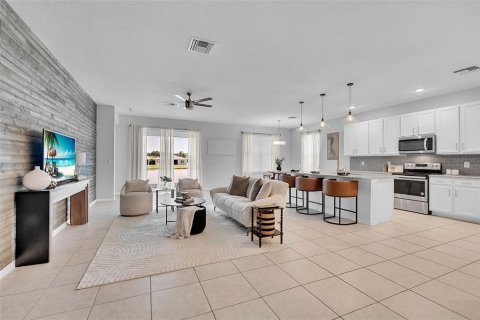 House in Palmetto, Florida 4 bedrooms, 186.18 sq.m. № 2308844 - photo 5