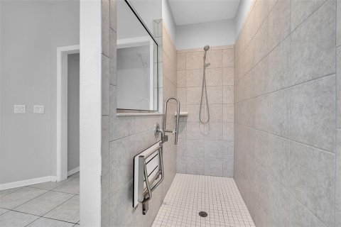 House in Palmetto, Florida 4 bedrooms, 186.18 sq.m. № 2308844 - photo 27
