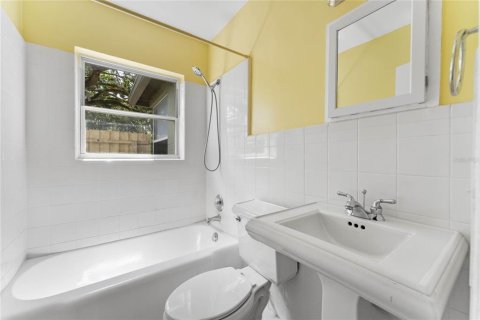 Apartamento en alquiler en Orlando, Florida, 2 dormitorios, 65.22 m2 № 1885336 - foto 13