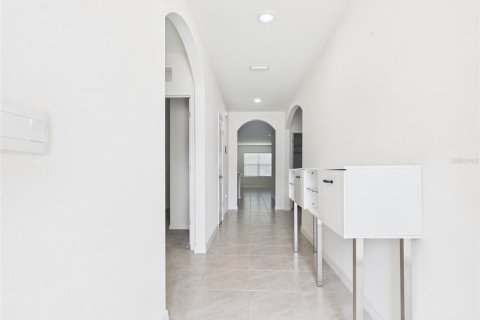 Villa ou maison à louer à Ocala, Floride: 4 chambres, 169.73 m2 № 2402826 - photo 6