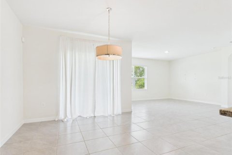 Villa ou maison à louer à Ocala, Floride: 4 chambres, 169.73 m2 № 2402826 - photo 24