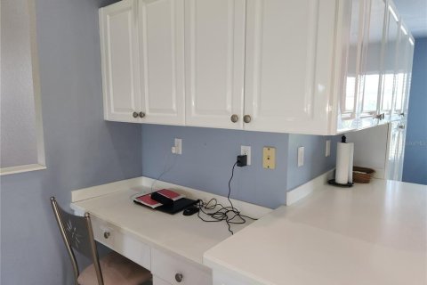 Copropriété à louer à Bradenton, Floride: 2 chambres, 125.05 m2 № 1670680 - photo 8