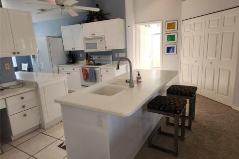 Copropriété à louer à Bradenton, Floride: 2 chambres, 125.05 m2 № 1670680 - photo 9