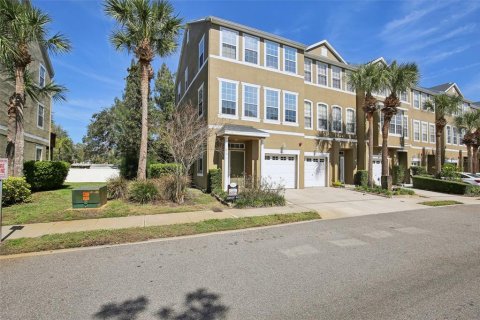 Adosado en venta en Tampa, Florida, 4 dormitorios, 176.89 m2 № 1522478 - foto 2