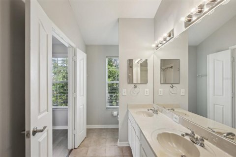 Adosado en venta en Tampa, Florida, 4 dormitorios, 176.89 m2 № 1522478 - foto 21
