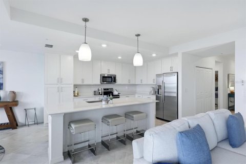 Condo in Lakewood Ranch, Florida, 2 bedrooms  № 2218541 - photo 11