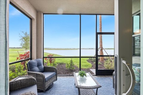 Condo in Lakewood Ranch, Florida, 2 bedrooms  № 2218541 - photo 23