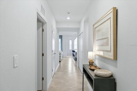 Condo in Lakewood Ranch, Florida, 2 bedrooms  № 2218541 - photo 3