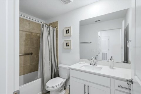 Condo in Lakewood Ranch, Florida, 2 bedrooms  № 2218541 - photo 22