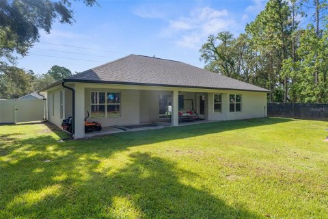 House in Weeki Wachee, Florida 3 bedrooms, 182.92 sq.m. № 1801757 - photo 27