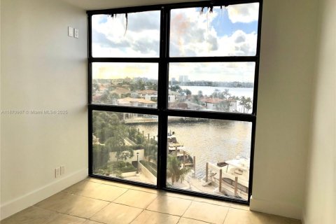 Copropriété à louer à Aventura, Floride: 2 chambres, 125.42 m2 № 1927469 - photo 12