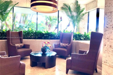 Copropriété à louer à Aventura, Floride: 2 chambres, 125.42 m2 № 1927469 - photo 25