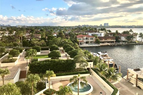 Copropriété à louer à Aventura, Floride: 2 chambres, 125.42 m2 № 1927469 - photo 2