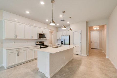 Touwnhouse à louer à Stuart, Floride: 3 chambres, 168.52 m2 № 2272023 - photo 10