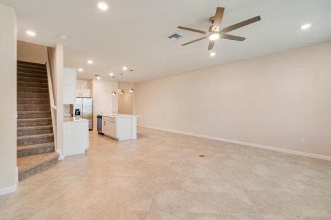 Touwnhouse à louer à Stuart, Floride: 3 chambres, 168.52 m2 № 2272023 - photo 16