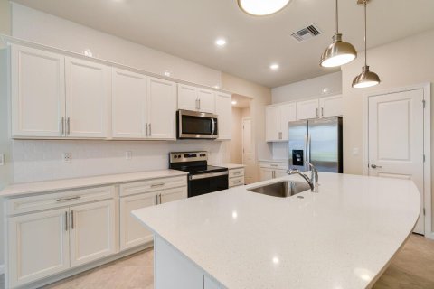 Touwnhouse à louer à Stuart, Floride: 3 chambres, 168.52 m2 № 2272023 - photo 9