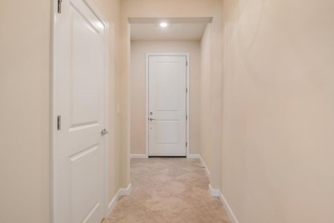 Touwnhouse à louer à Stuart, Floride: 3 chambres, 168.52 m2 № 2272023 - photo 4