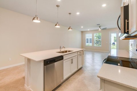 Touwnhouse à louer à Stuart, Floride: 3 chambres, 168.52 m2 № 2272023 - photo 13