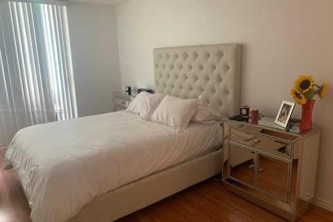 Condominio en alquiler en North Miami Beach, Florida, 1 dormitorio, 73.58 m2 № 1952078 - foto 19