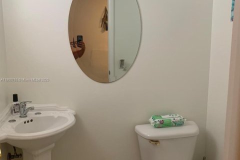 Condominio en alquiler en North Miami Beach, Florida, 1 dormitorio, 73.58 m2 № 1952078 - foto 22