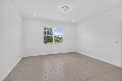 Villa ou maison à vendre à Loxahatchee Groves, Floride: 3 chambres, 181.35 m2 № 2397262 - photo 23