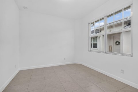 Villa ou maison à vendre à Loxahatchee Groves, Floride: 3 chambres, 181.35 m2 № 2397262 - photo 30