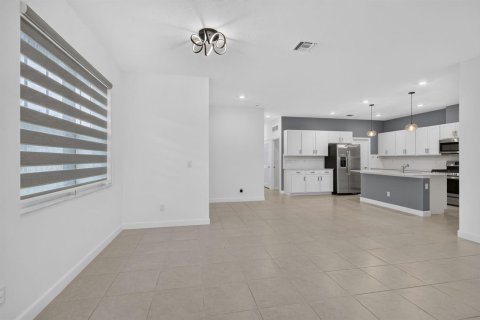 Villa ou maison à vendre à Loxahatchee Groves, Floride: 3 chambres, 181.35 m2 № 2397262 - photo 16