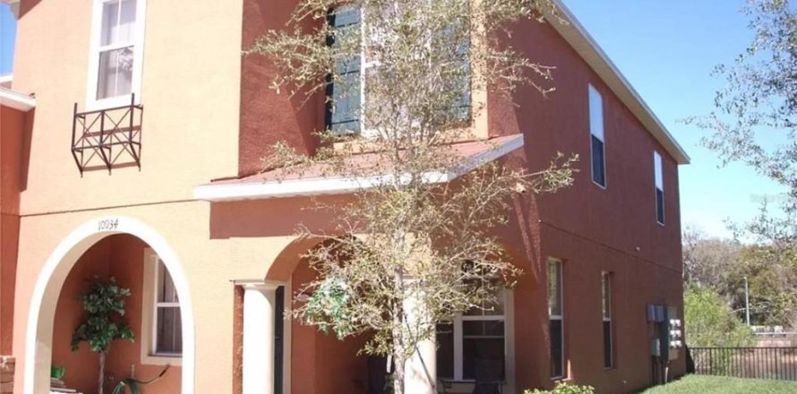 Townhouse in Riverview, Florida 3 bedrooms, 152.36 sq.m. № 2272812
