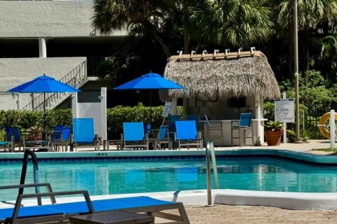 Copropriété à louer à Aventura, Floride: 2 chambres, 112.41 m2 № 2278420 - photo 28