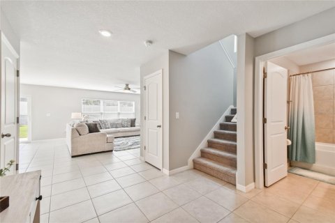 Casa en alquiler en Seffner, Florida, 5 dormitorios, 247.86 m2 № 1755119 - foto 8